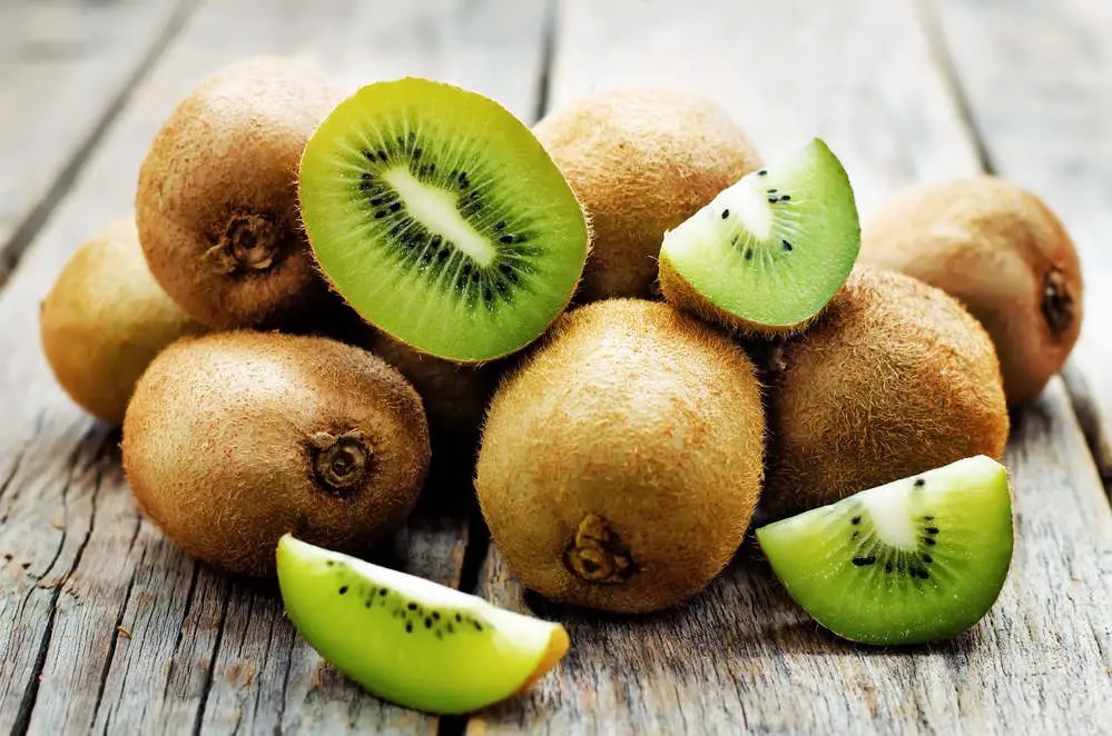 Can Dogs Eat Kiwi? Is It Good For Dogs? (+ Alternatives)