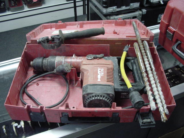 HILTI TE75 TE 75 ROTARY HAMMER + 3 BitS