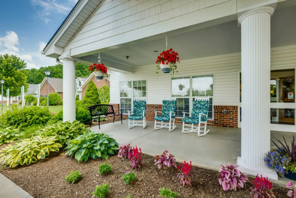 10 Best Assisted Living Facilities in North Wilkesboro, NC Cost
