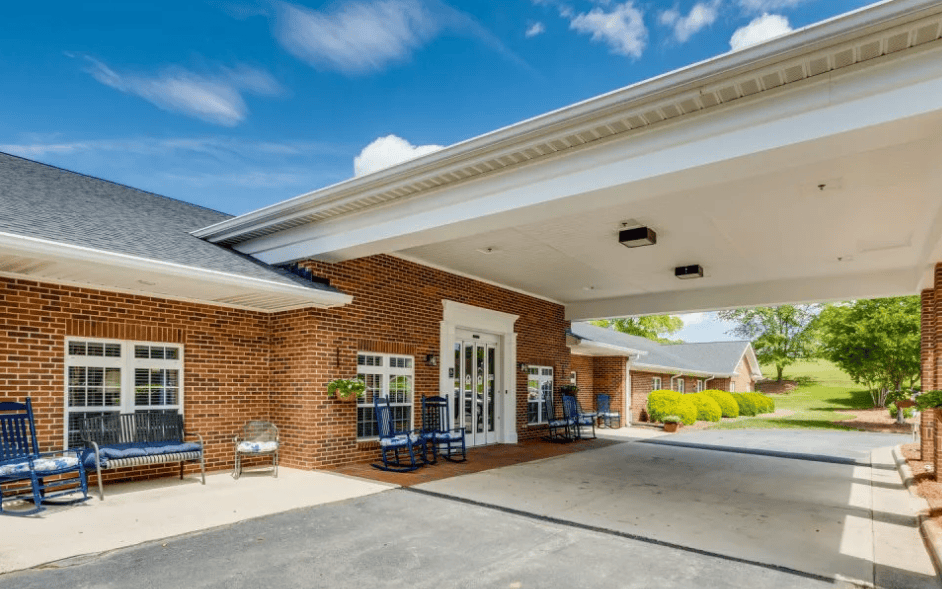 10 Best Assisted Living Facilities in King, NC Cost & Financing