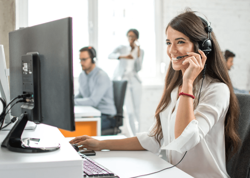 Our Top Tips for Providing Outstanding Customer Service Pay Proudly