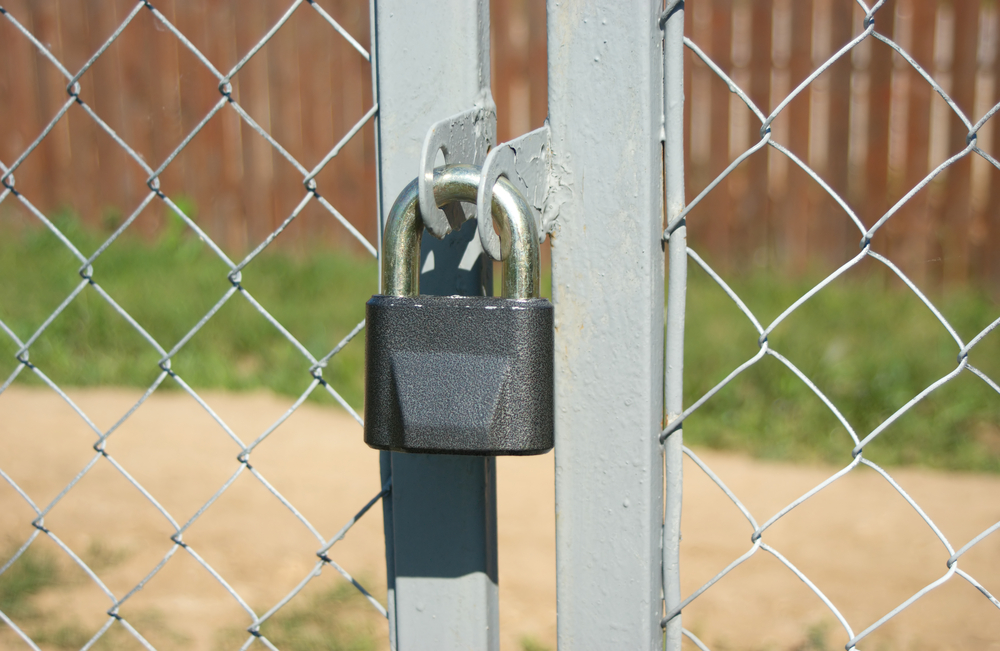 The Lock/Unlock feature in Inspiration Studio Pro Pazzles Craft Room