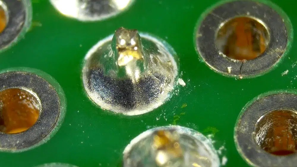 How to fix the flux residue from lowtemperature solder paste in reflow