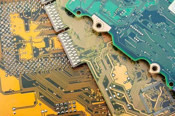 4 Layer PCB Tutorial Definition, Stack UP, Prototype, and Cost JHYPCB
