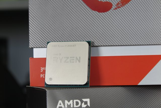 AMD Ryzen 9 3900XT übertaktet Clocktuner for Ryzen im HandsOn