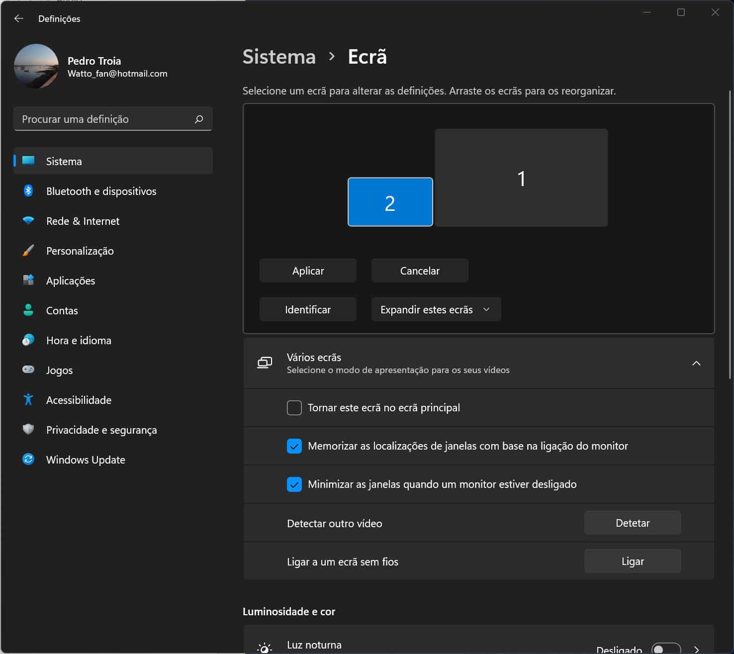 Como usar dois monitores no Windows 11