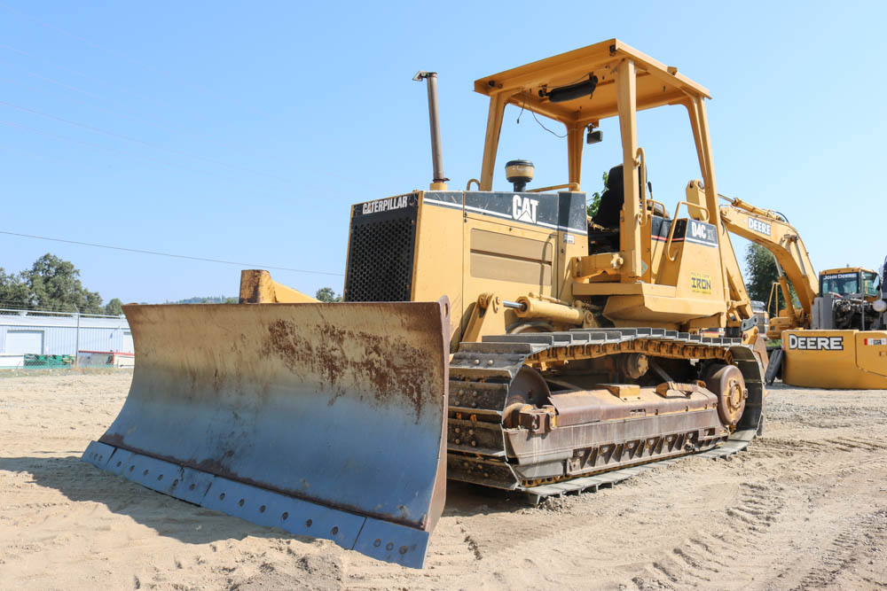 2000 Caterpillar D4C XL Dozer For Sale, 2000 CAT D4C for sale