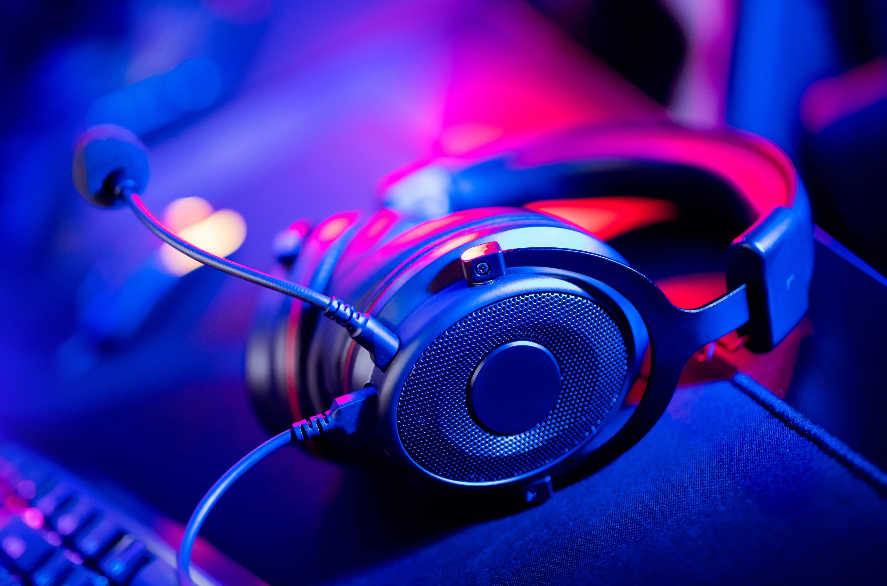 Top wireless gaming headsets for 2024: Superior audio quality, comfort, and more