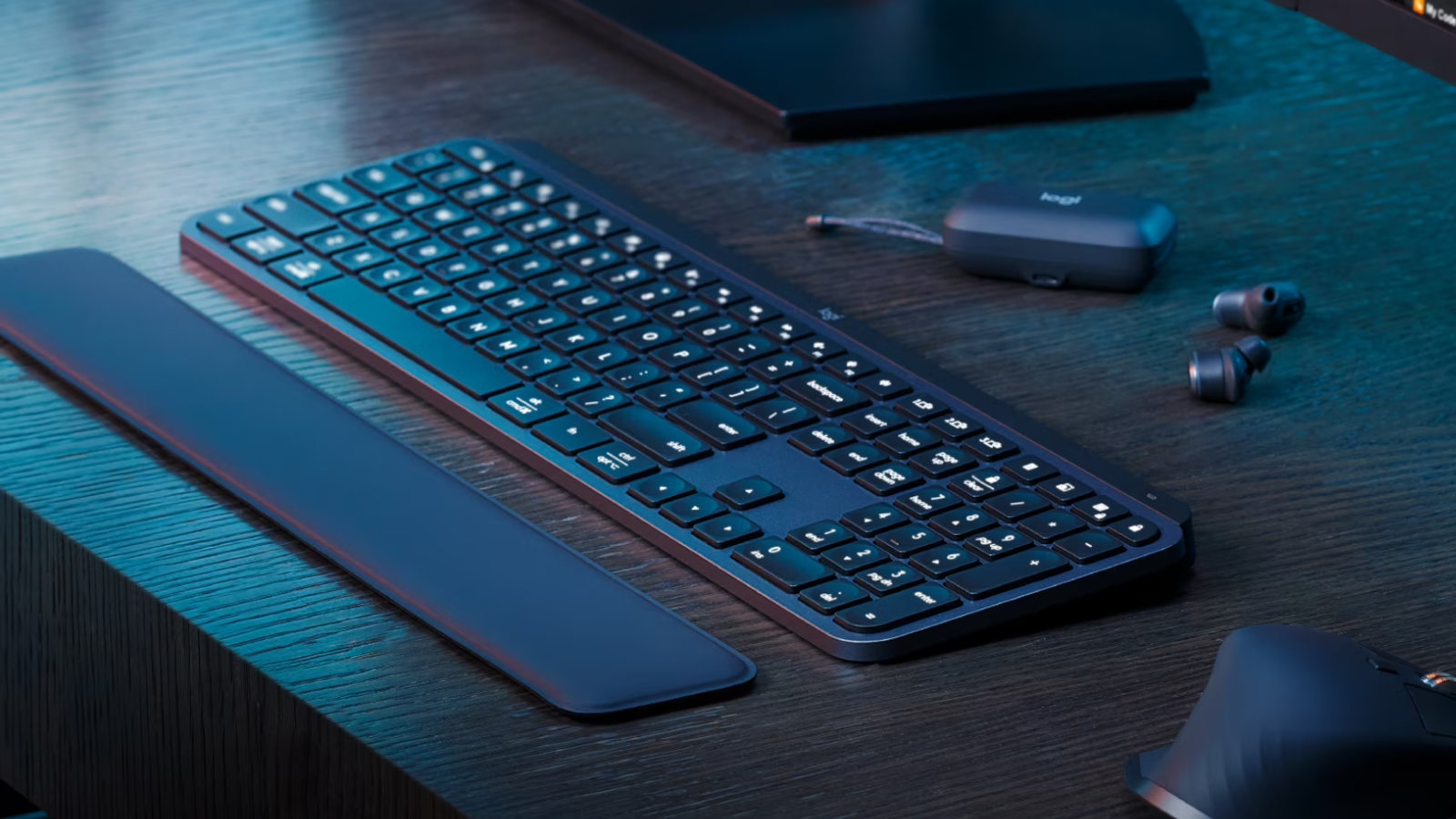 The best quiet wireless keyboard I’ve used is on sale for 0 now