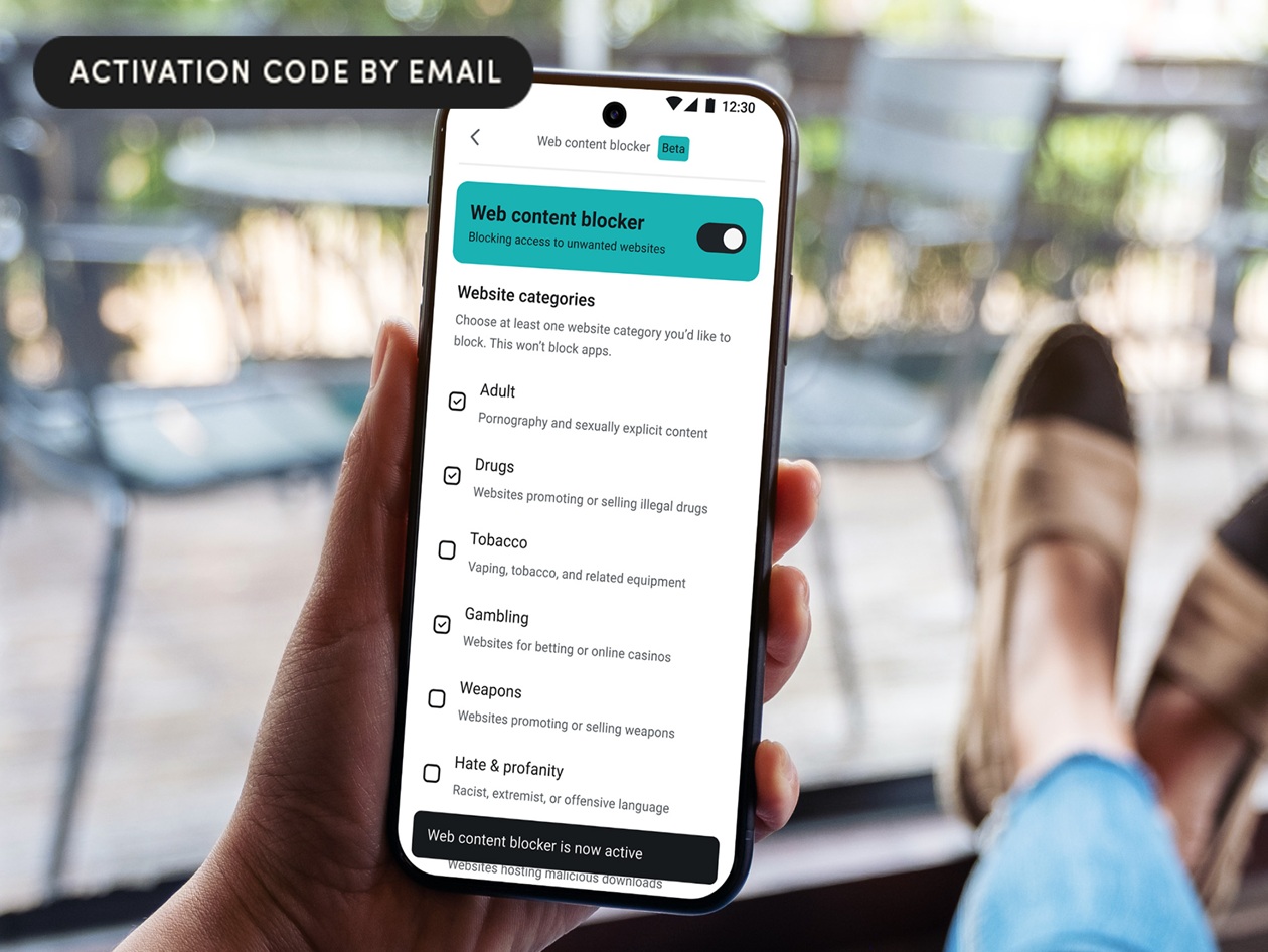 This  privacy bundle closes both doors scammers usually use