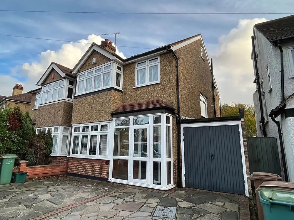 Pebble Dash London. Removal, Repair, Painting and Cleaning