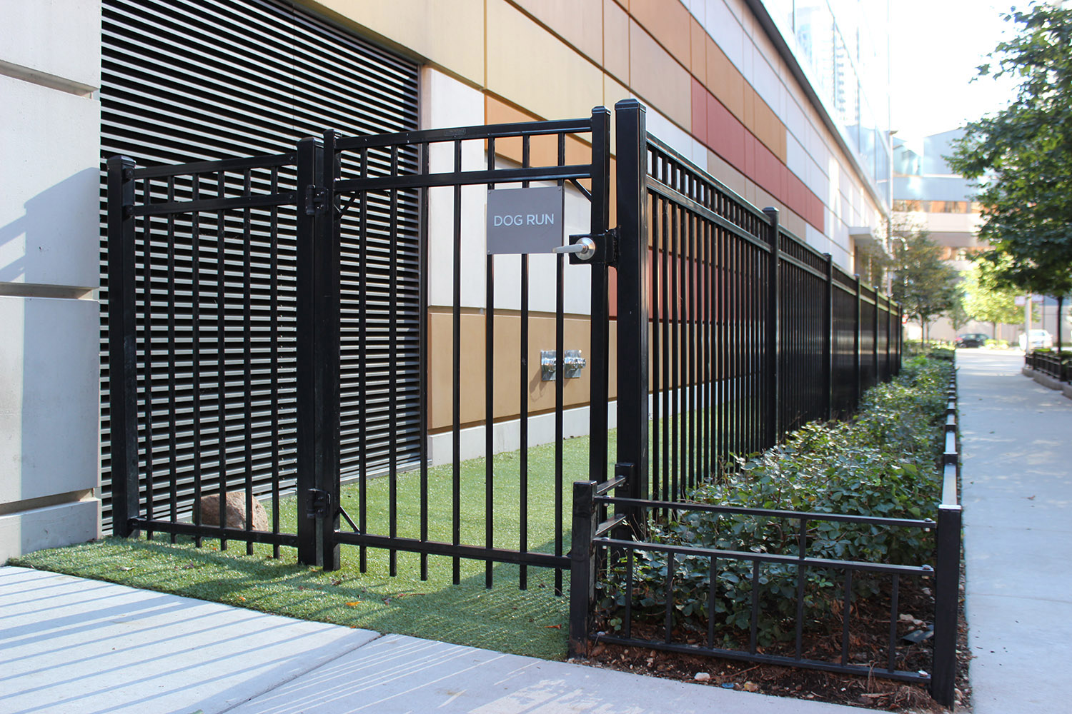 Commercial Pet & Farm Fencing & Gates Installation & Repair