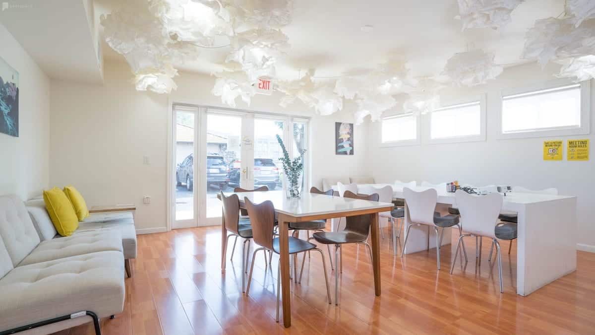 Here’s How and Where to Rent a Conference Room for a Day Peerspace