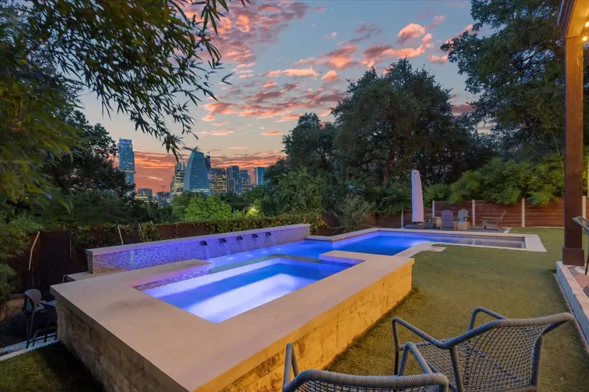 The 7 Best Rooftops and Outdoor Venues in Austin Peerspace
