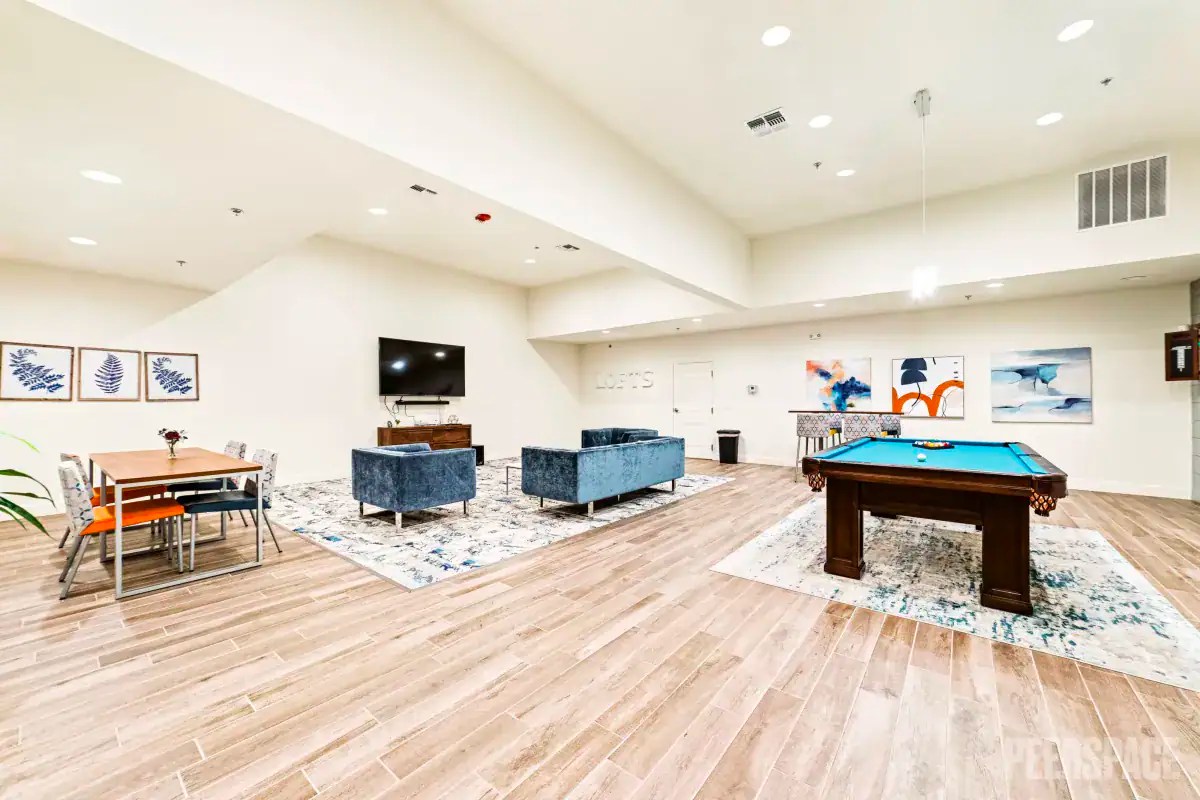 19 Indoor Activities In Jacksonville, FL To Try Next Time It Rains