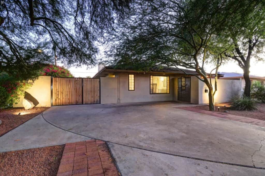 The 7 Best Rooftops and Outdoor Venues in Phoenix Peerspace