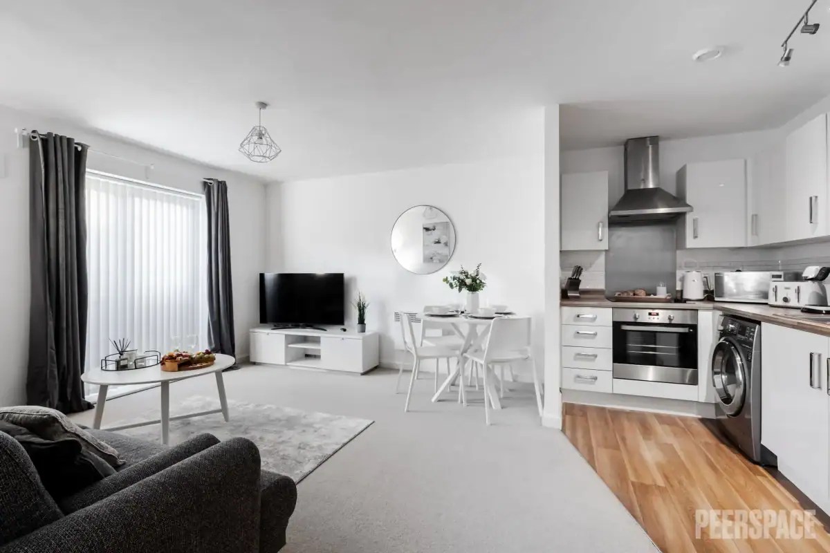 Here’s How & Where To Hire An Apartment For A Day Peerspace