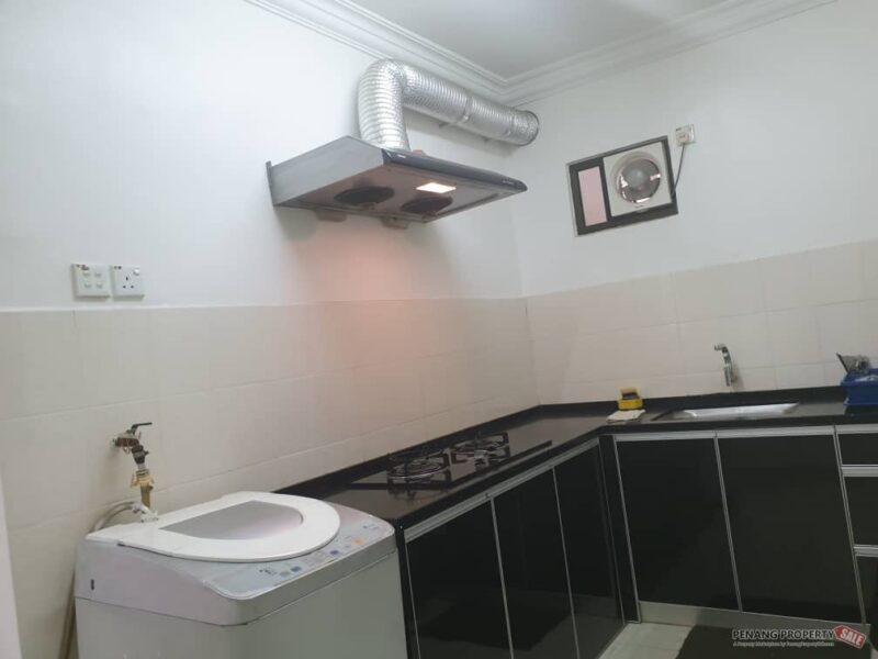 Serina Bay Jelutong Penang 2 Car Parks unit Renovated Seaview