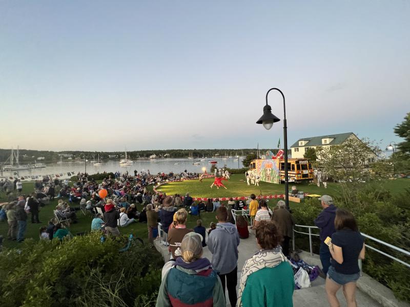 Bread and Puppet Theater stages ‘resurrection circuses to yell against