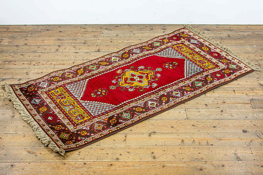 Persian Rug MR011 Penderyn Antiques