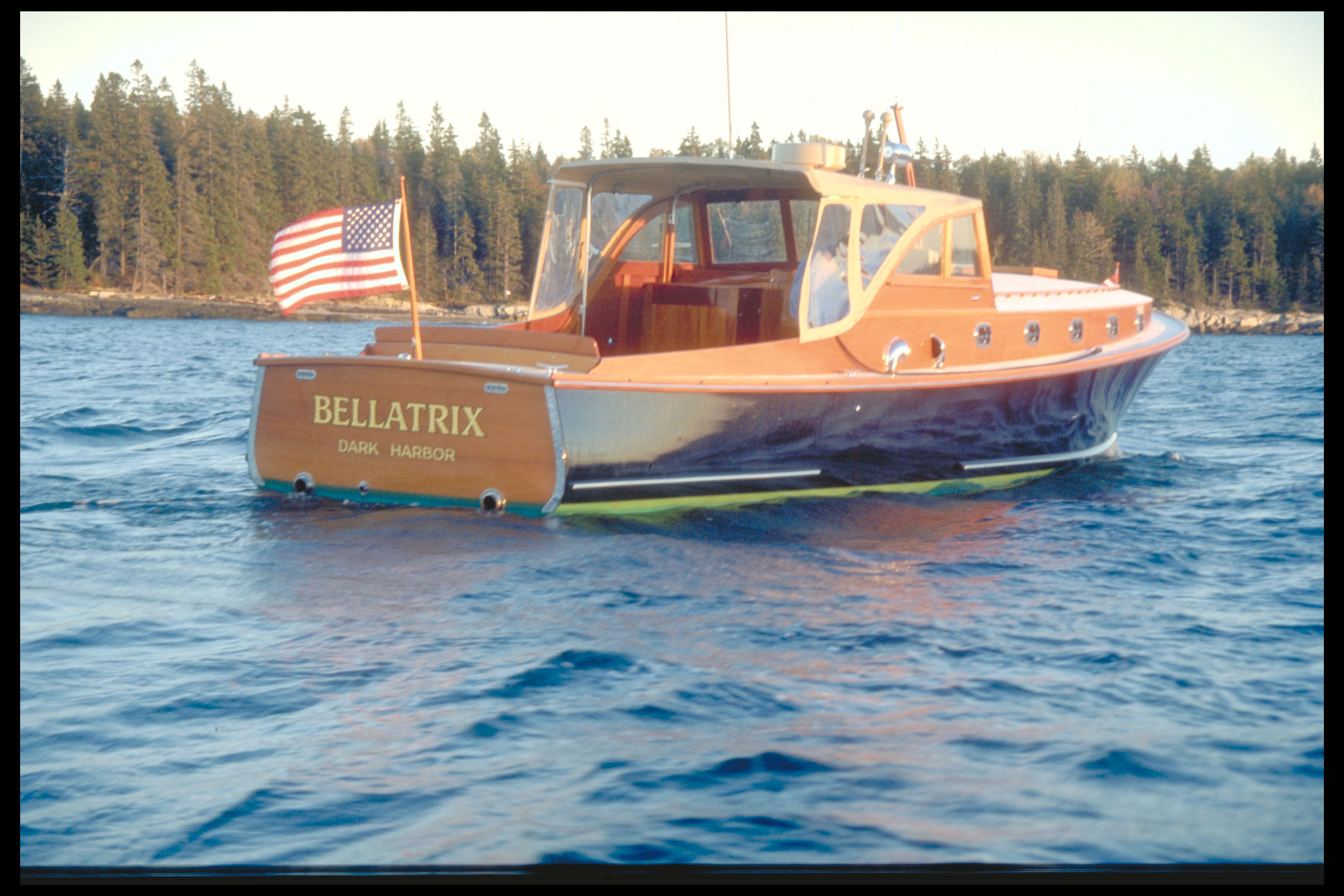 Bunker and Ellis Picnic Boats Pendleton Yacht Yard