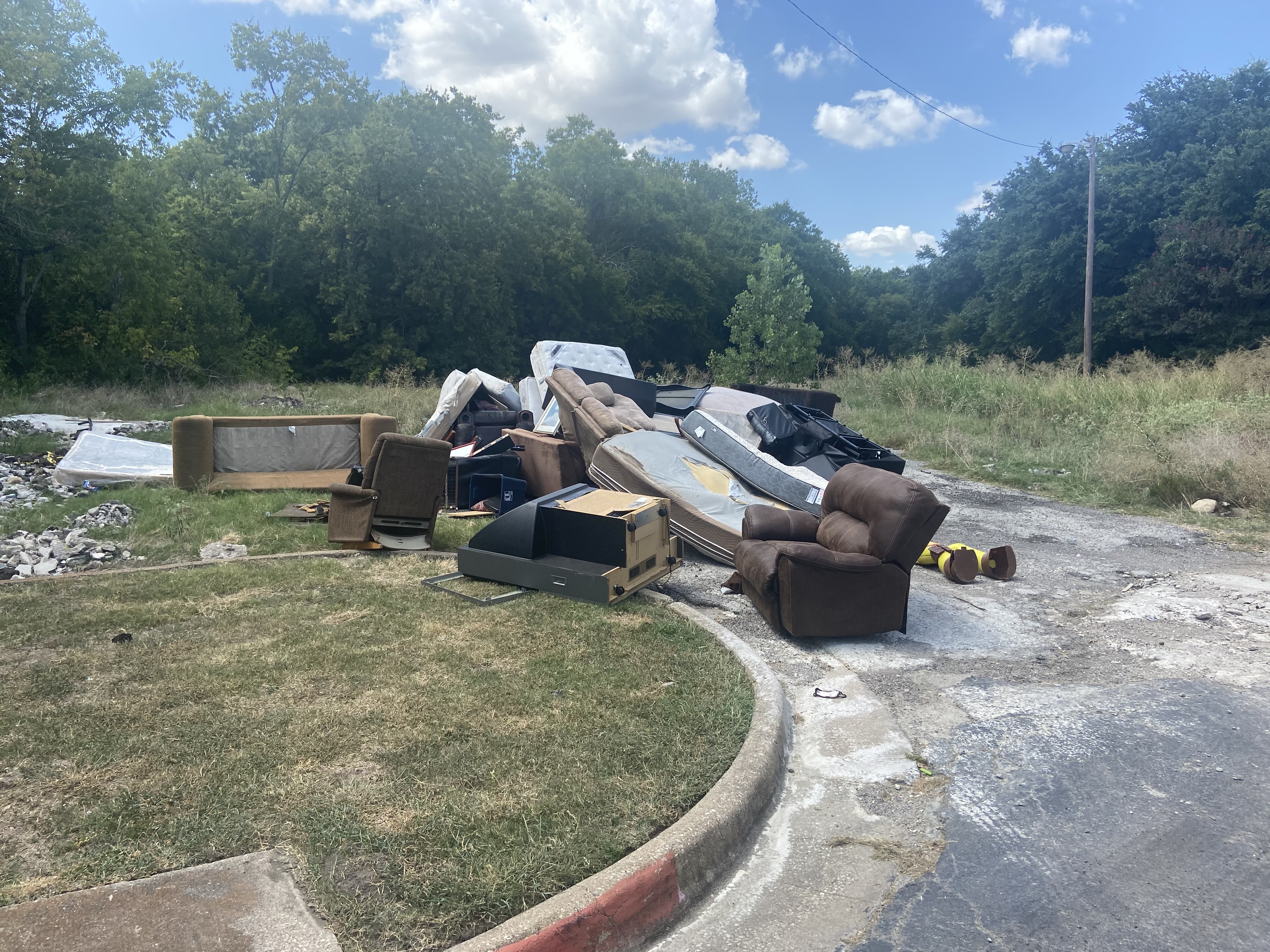 Organizing report Slumlord abuse gives rise to tenant organizing in