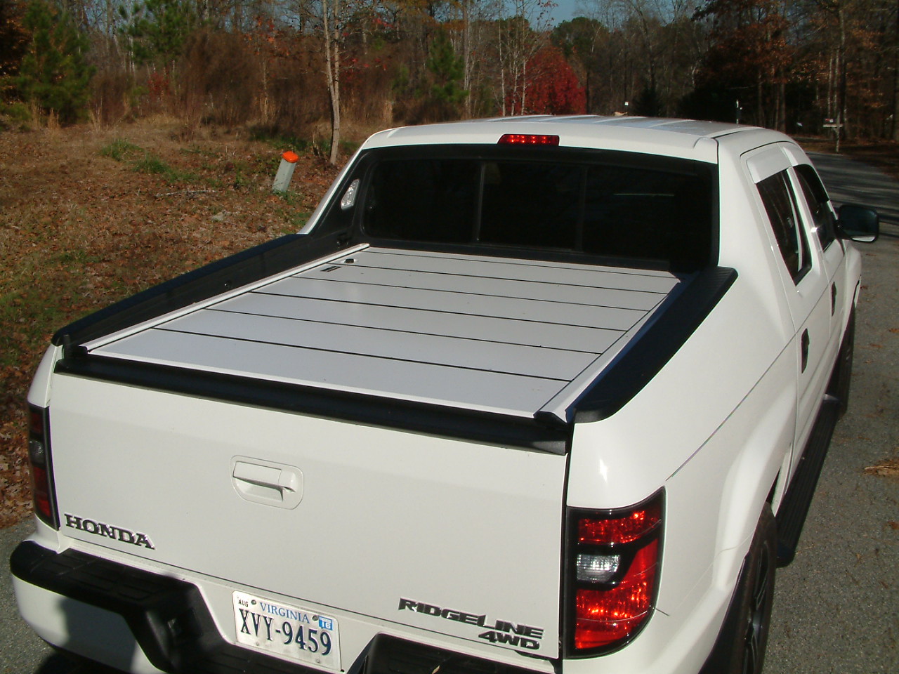 Honda Ridgeline Retractable Truck Bed Covers by Peragon