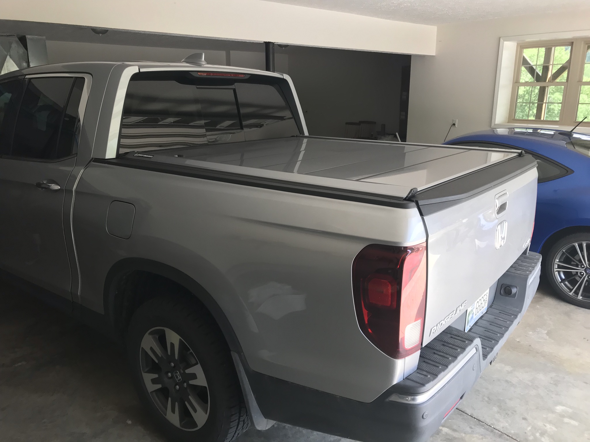 Honda Ridgeline Retractable Truck Bed Covers by Peragon