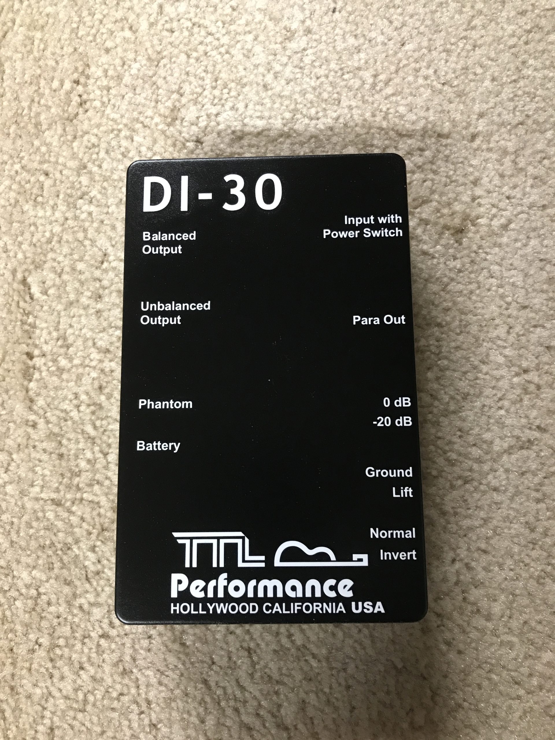 DI30 (Direct Box) Performance Guitar
