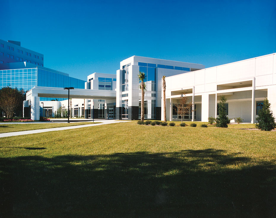 AMBULATORY SURGERY / ONCOLOGY CENTER Perry McCall