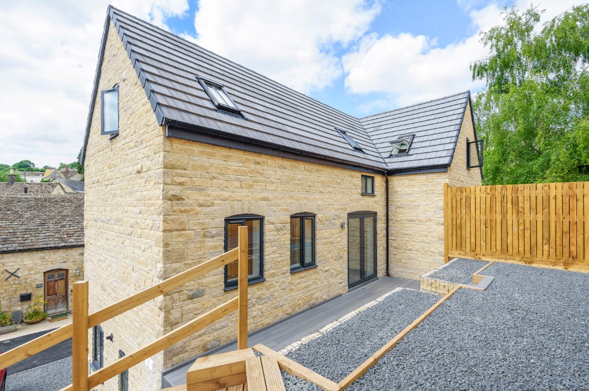 Brewery Gardens, Brewery Lane, Nailsworth, GL6 0JQ Perry