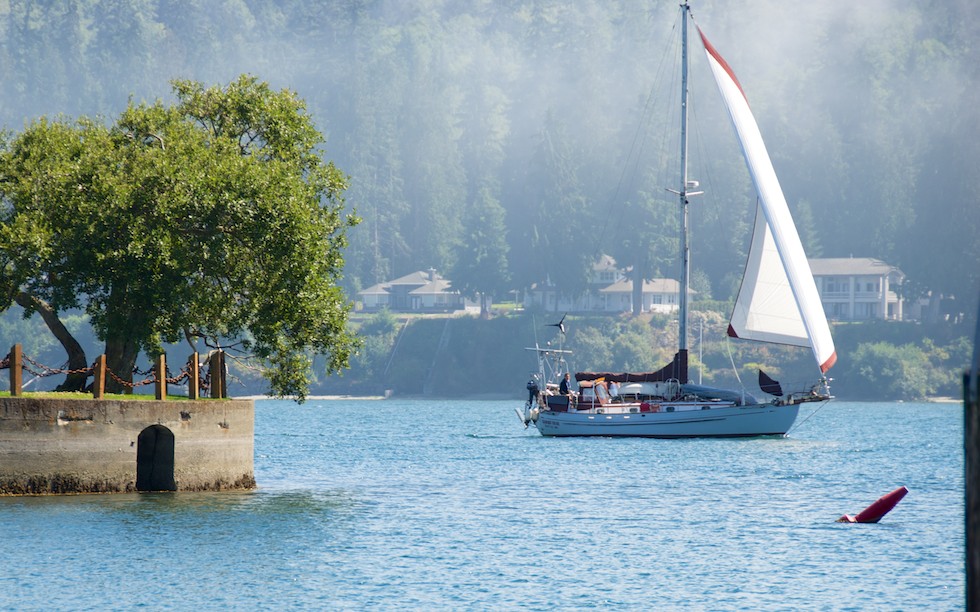 Robert H. Perry Yacht Designers Perry Rendezvous