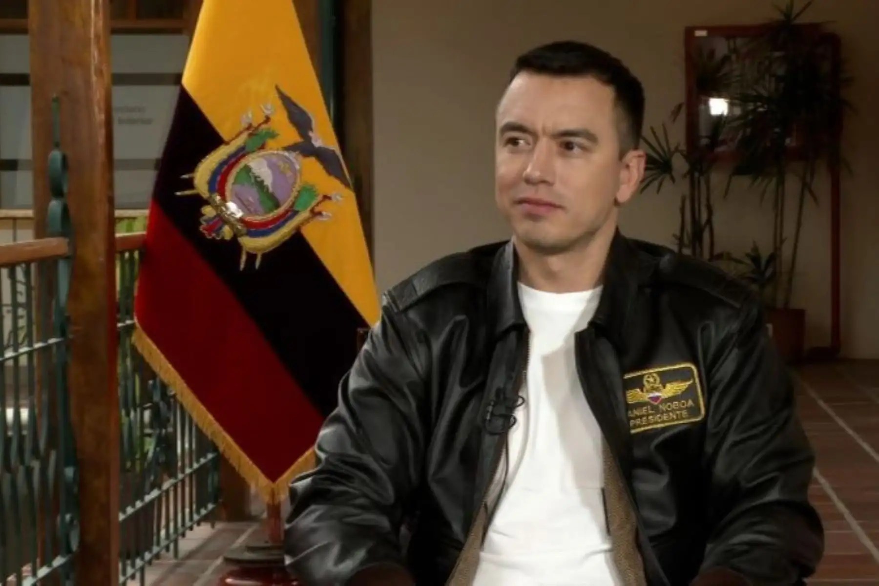 Noboa realiza un ajuste ministerial y destituye a seis secretarios de Estado por resultados del referendo –