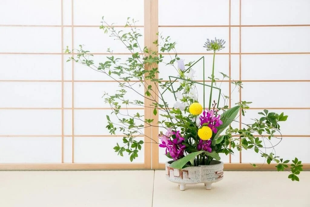 Ultimate Guide to Ikebana The Japanese Art of Flower Arrangement