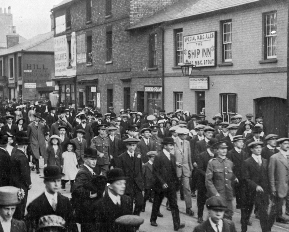 Church Parade, New Road PETERBOROUGH IMAGES ARCHIVE