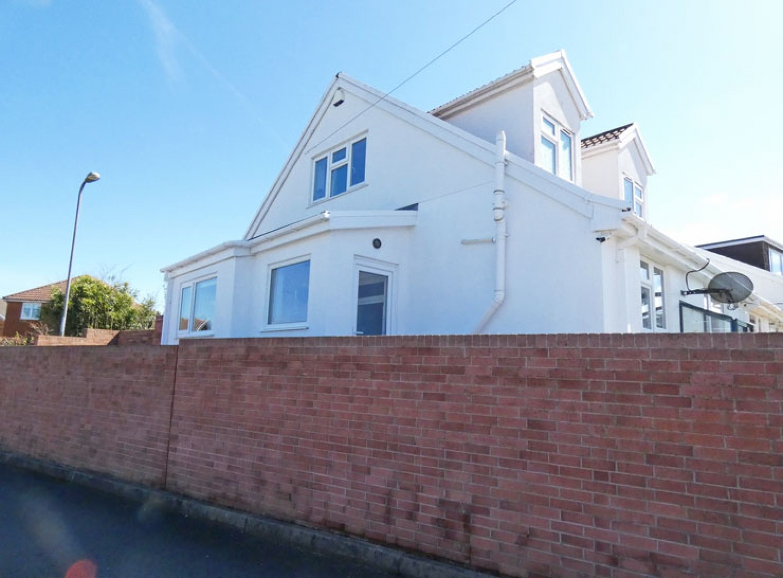 Shirdale Close, Maesycwmmer, Hengoed, CF82 7QL Peter Mulcahy