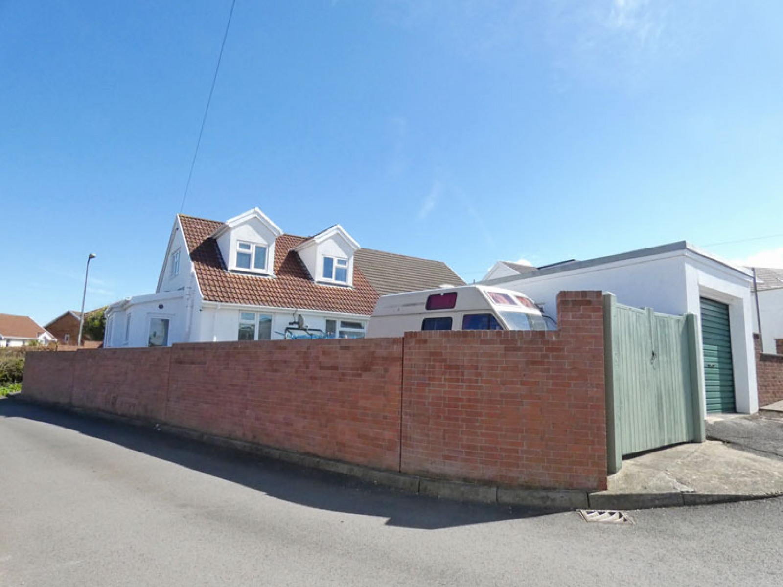 Shirdale Close, Maesycwmmer, Hengoed, CF82 7QL Peter Mulcahy