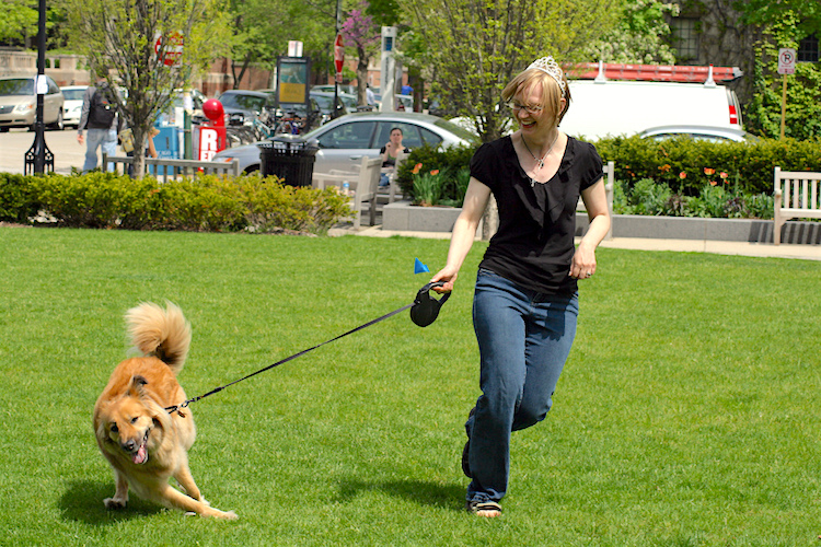 Why Retractable Leashes Are Dangerous