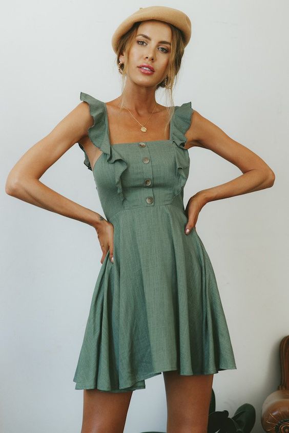 RUN AND TELL THAT DRESS