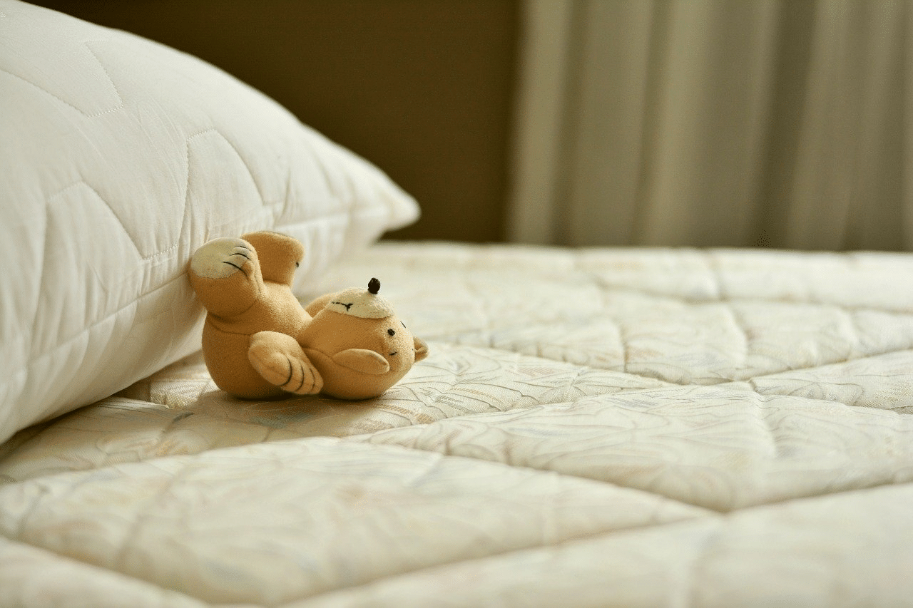 Comment enlever une vieille tache d'urine sur un matelas