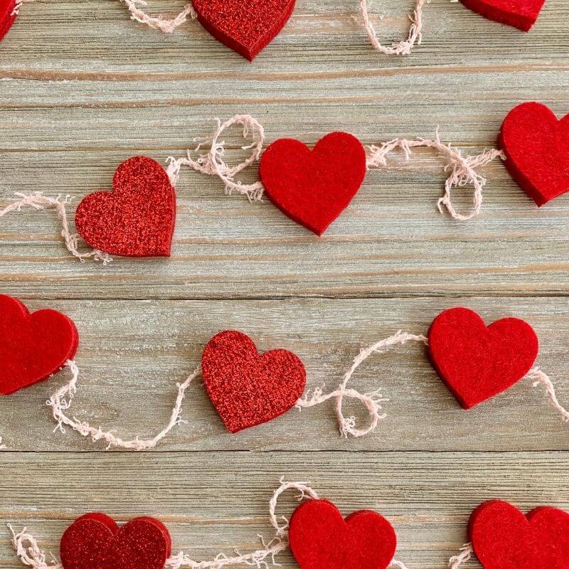 Easy NoSew Felt Heart Garland for Valentine's Day Garden Sanity by