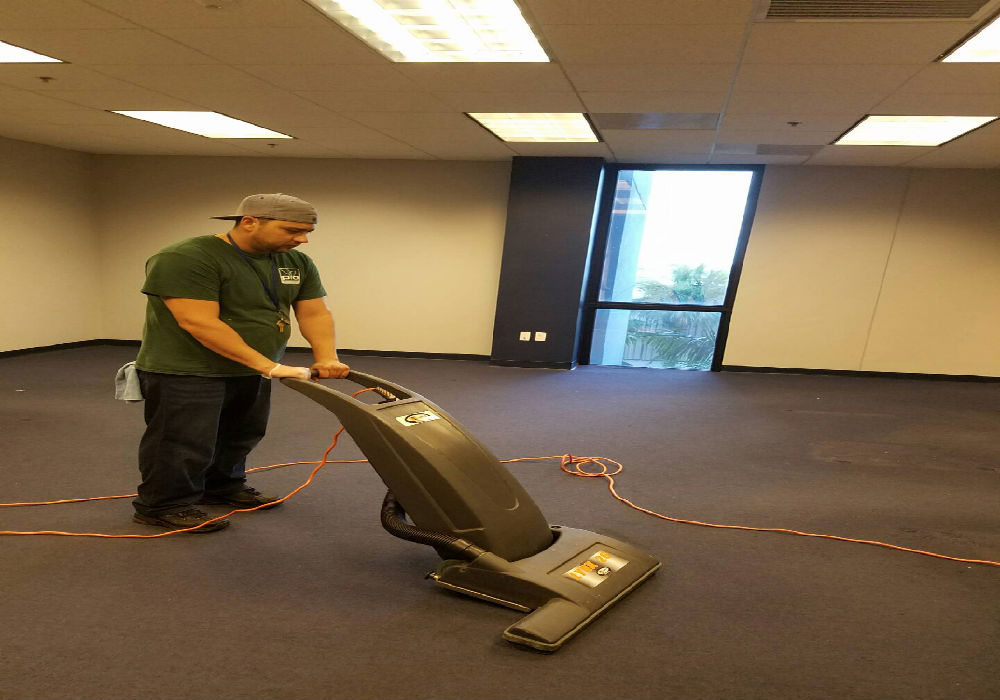 Most Common Signs Your Cleaners Are Not Doing Their Job Well Pro