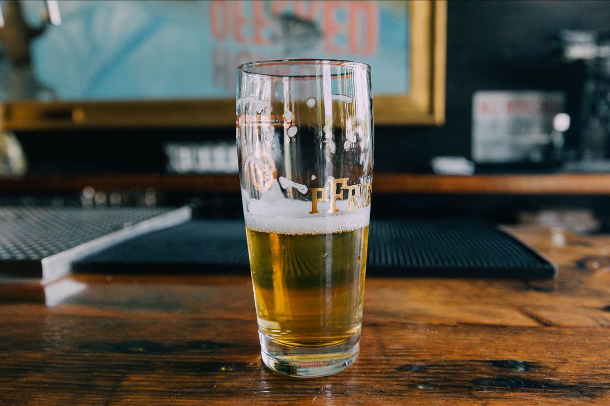 The Craft and Science Behind Beer Foam pFriem Family Brewers