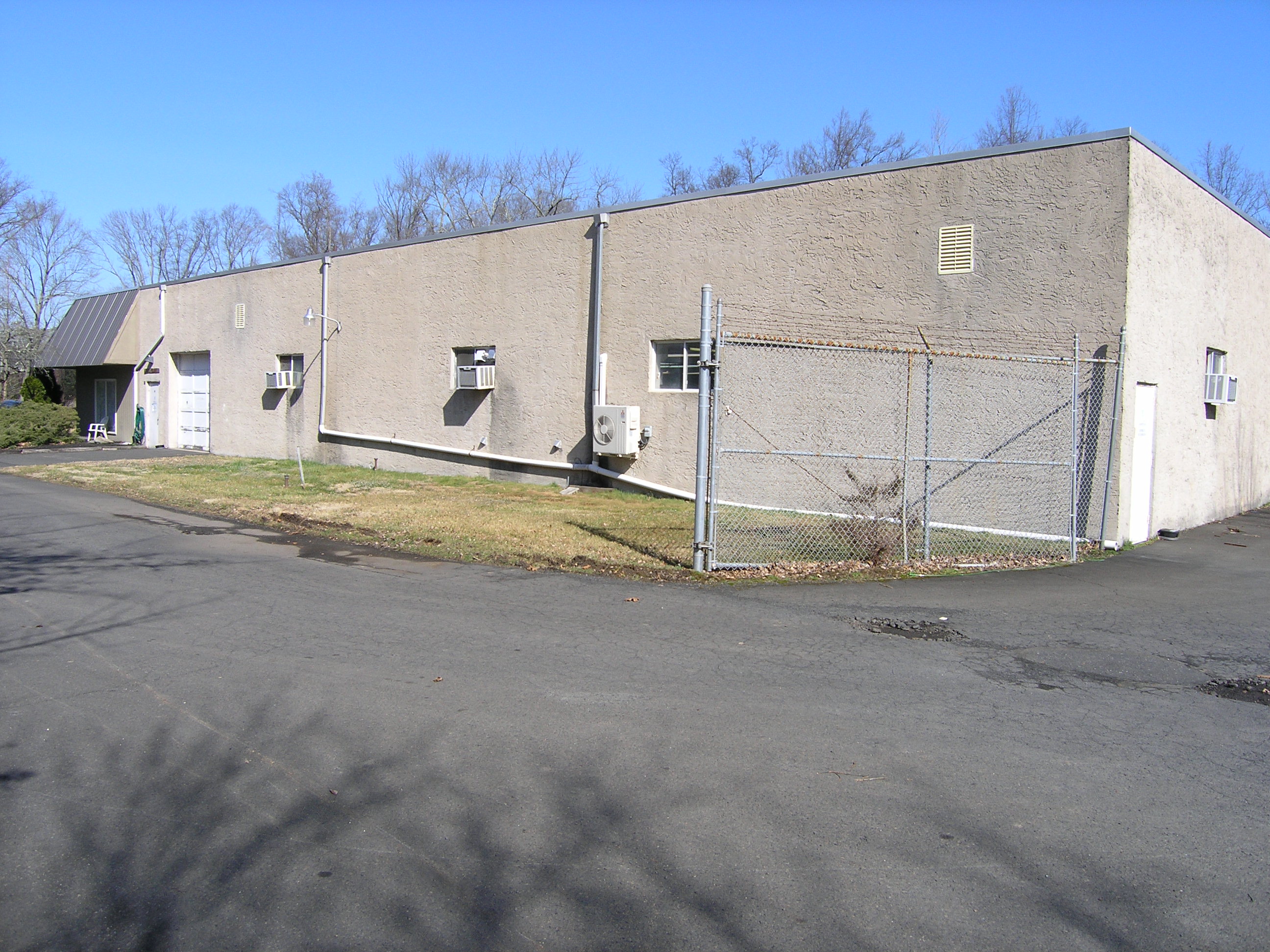 LEASEDIndustrial Building Penn's Grant Realty Corporation