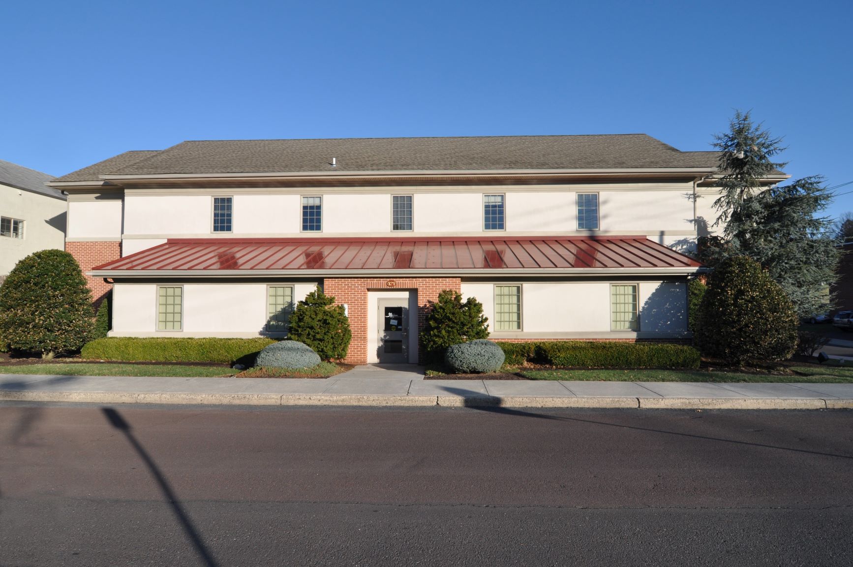 SOLDOffice Building Penn's Grant Realty Corporation