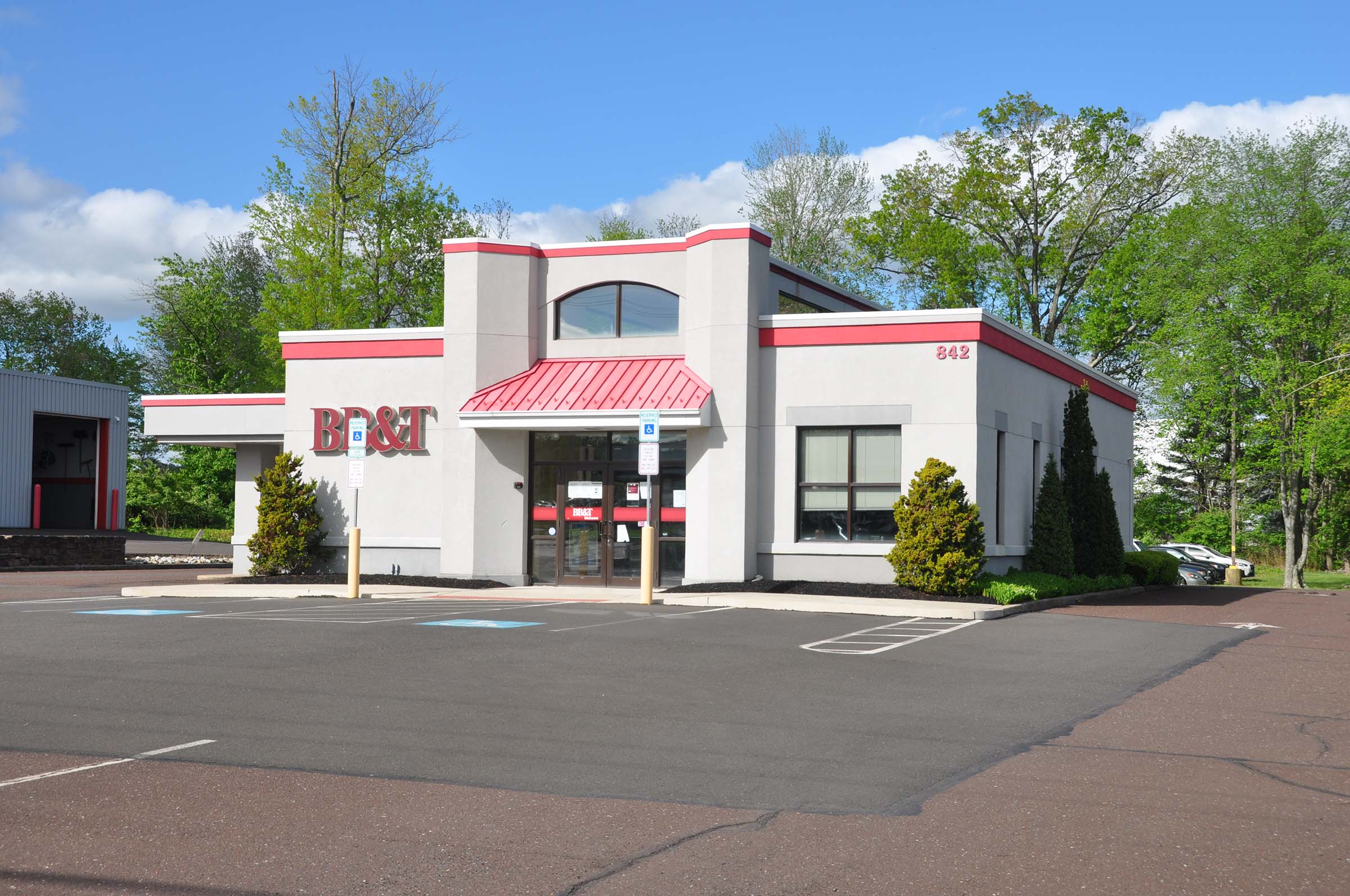 SOLD Retail Building Penn's Grant Realty Corporation