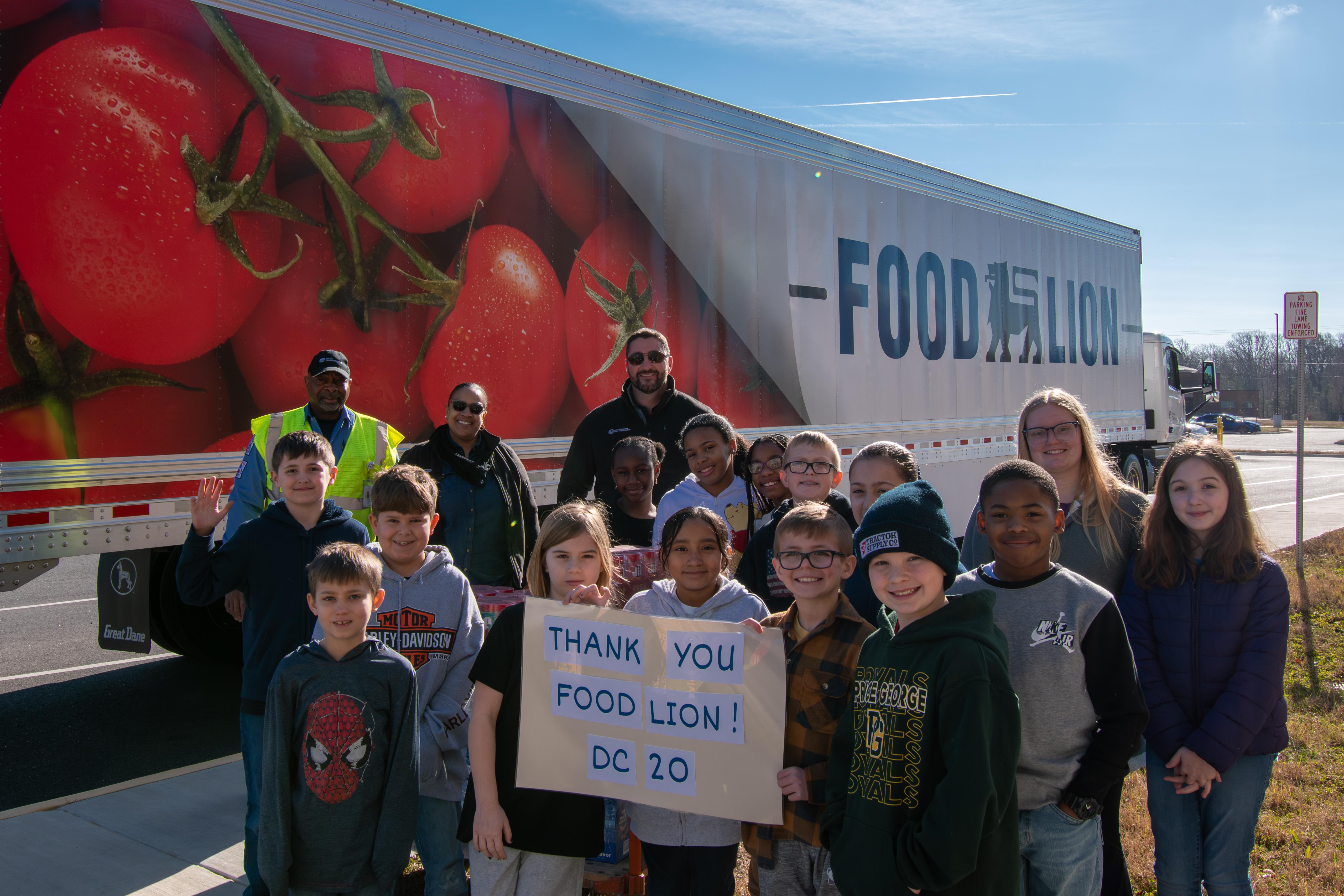 PGCPS Students, Community Donates Hundreds of Pounds of Food to Benefit