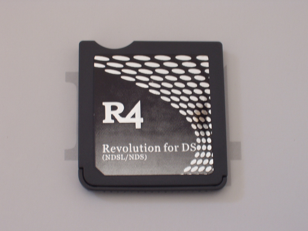 R4 Revolution for DS Recensione e Guida