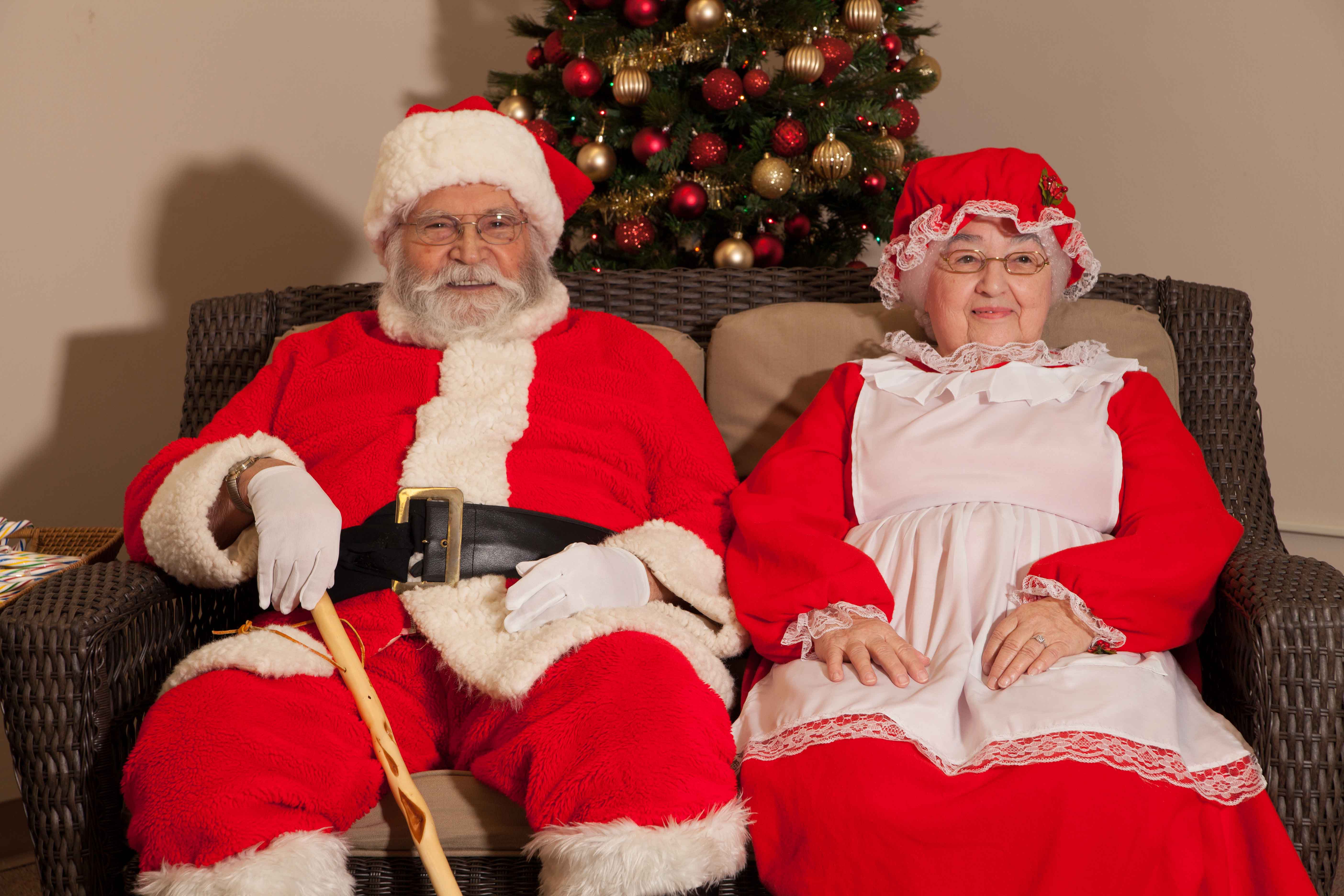Lakeview Towers Plattsburgh Christmas Party Domestic Violence 2023 Plattsburgh Housing Authority Santa and Mrs. Claus visit Lakeview Towers
