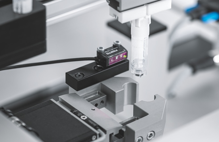 Festo launches compact rotary gripper for highspeed vial and